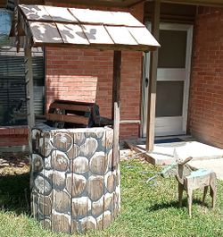 Wood well comes with Donkey.