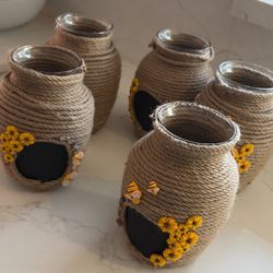 Five Honey Pot Centerpieces