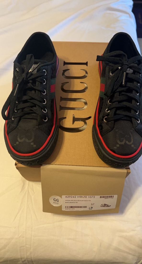 Gucci Women’s sneakers 