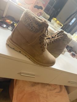 Women’s boots