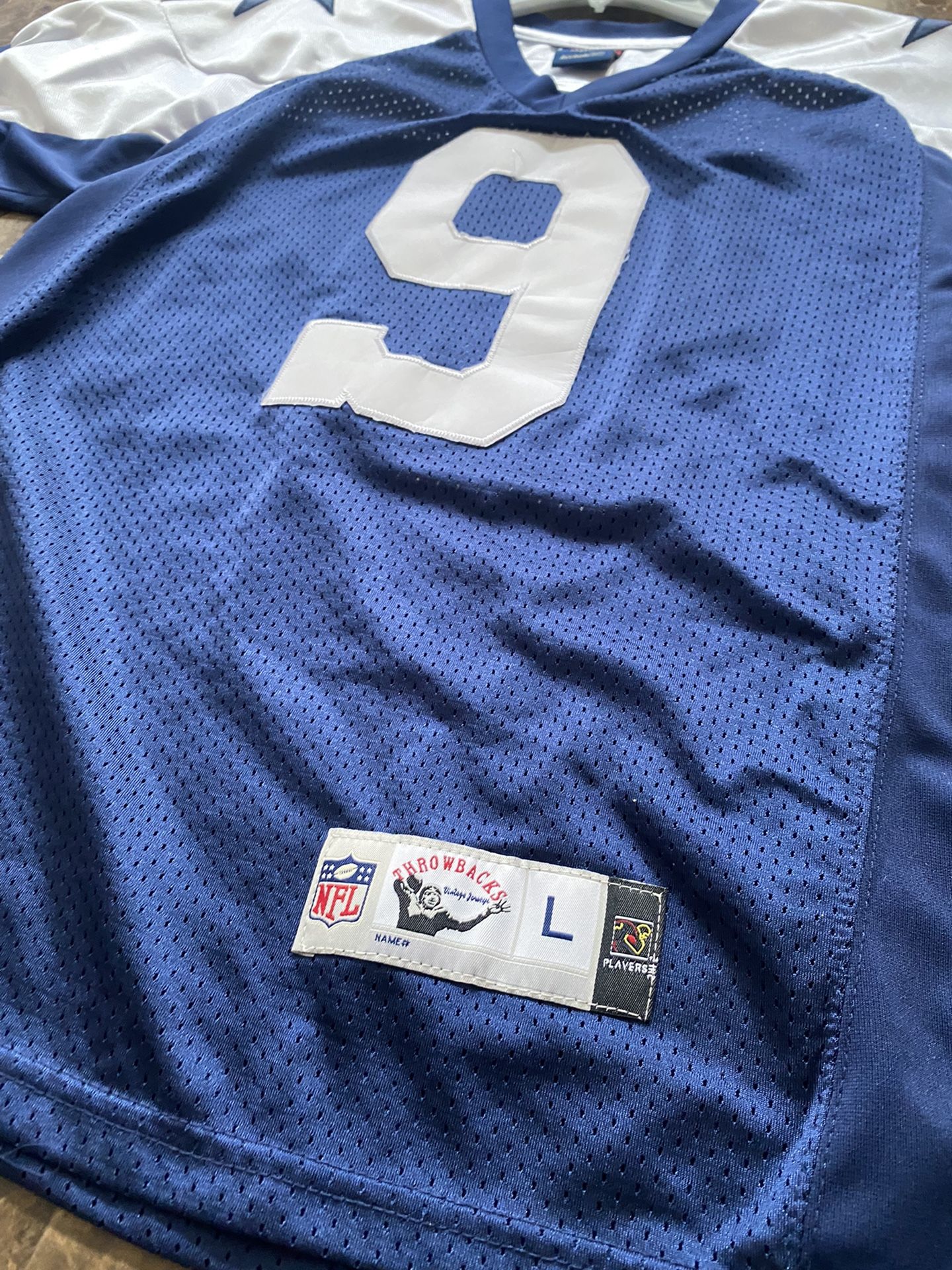 Dallas Cowboys Tony Romo Jersey- Youth Large 14-16 Reebok NFL Custom White  Blue for Sale in Carpentersvle, IL - OfferUp