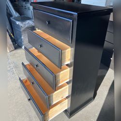 5 Drawer Dresser 