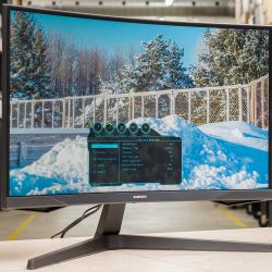 Samsung Odyssey Gaming 27” 165Hz  QHD Monitor 