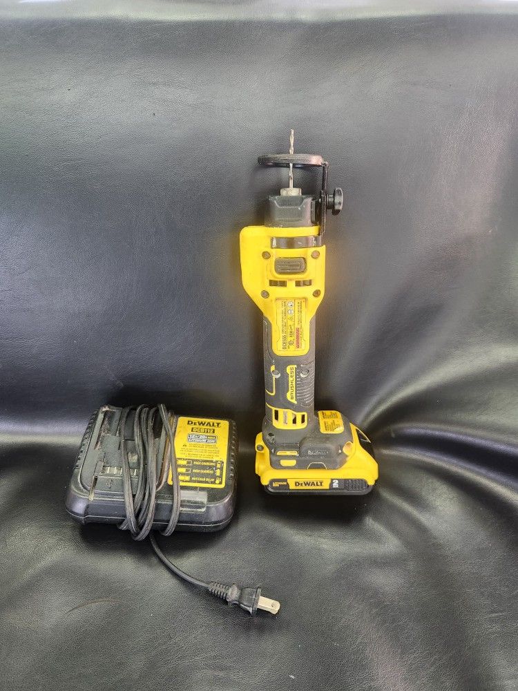 DEWALT 20VMax XR Drywall Cut-Out Tool DCE555