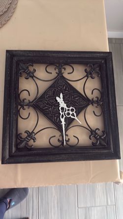 Wall clock