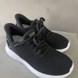 Kizik Hands Free No Laces Woman Shoes