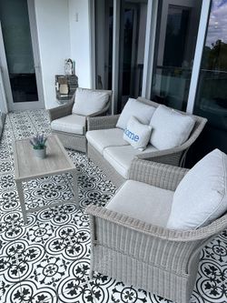 Outdoor Lining