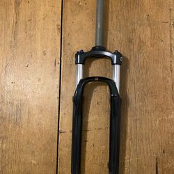 SR Suntour 27.5” Bike Fork Unthreaded