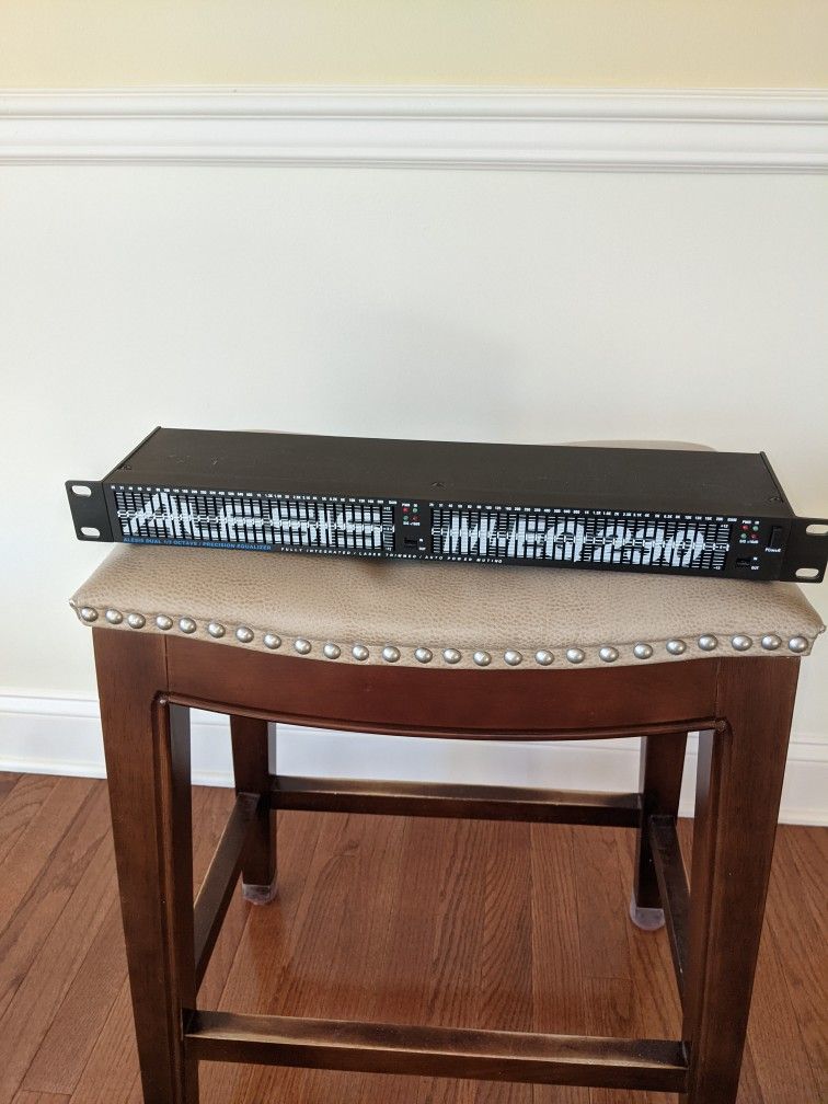 Alexis M-EQ230 Equalizer