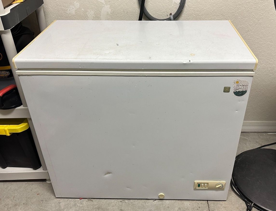 GE Chest Freezer