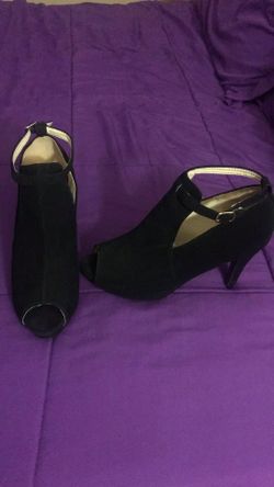 Size 10 black peep toe heels