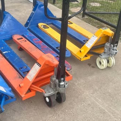 Tons of good condition 5500 Pallet jacks$199 n up