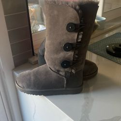 Gray Tall Uggs 