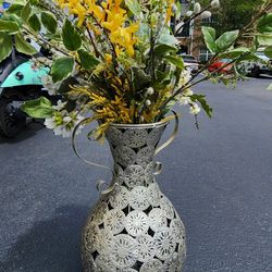 Metal Vase N Multiple Artificial Flowers