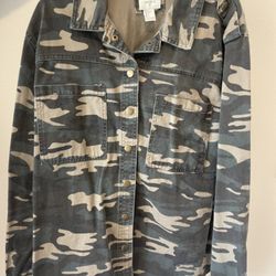 Forever 21 Camo Jacket Medium 