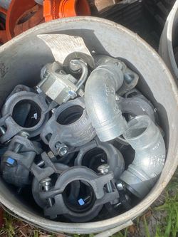 Fire sprinkler pipe fittings