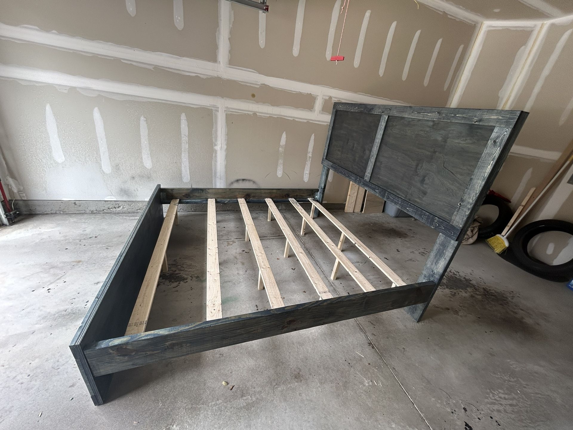 KING SIZE FRAME