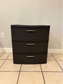 Dresser