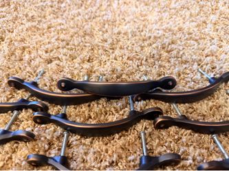 Cabinet pulls in Oil Rubbed Bronze