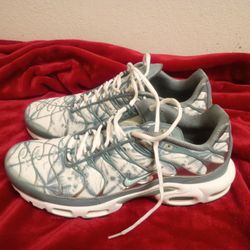 Nike Air Max Plus OG Sneakers Waterway/White Men Size 11.5