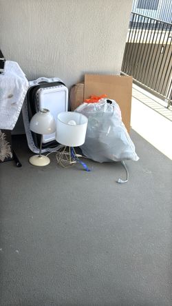 Free Stuff! Moving tomorrow!