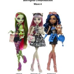 Monster High Creeproduction Wave 4 Fashion Dolls ROCHELLE VENUS ROBECCA IN HAND