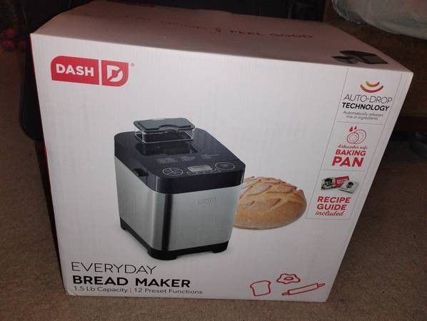 NEW - Dash Everyday Bread Maker (1.5Lb Capacity! Brand New!