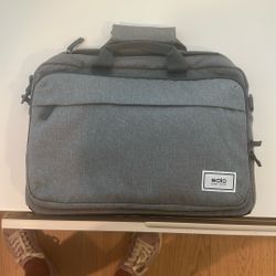 Brand New Solo Laptop Travel Bag