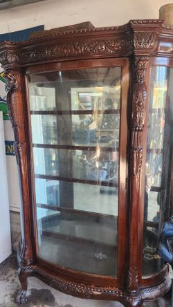 late-19th-century R.J. Horner & Co. styling.
