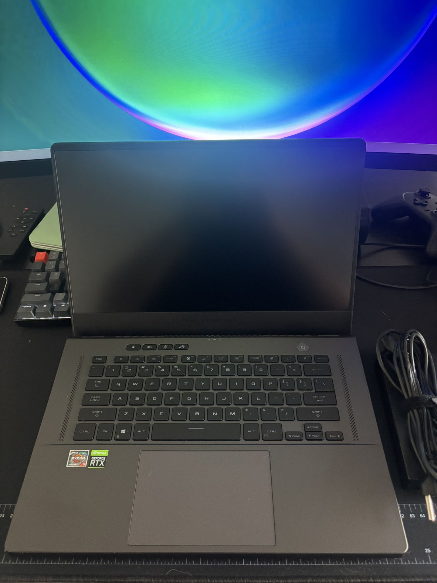 Gaming Laptop (ASUS ROG Zephyrus G15)