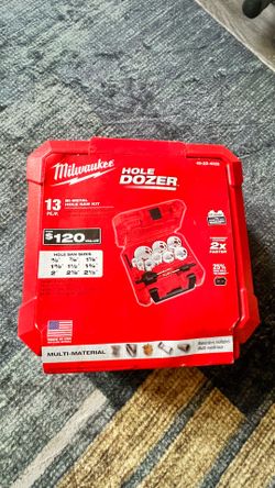 Milwaukee Hole  Dozer Saw set kit