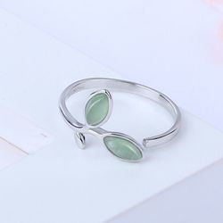 Niche light luxury high-end young leaf cat eye stone girl autumn opening adjustable food