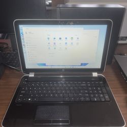 HP TOUCHSCREEN LAPTOP WINDOWS 11 PRO READY FOR NEW USER   