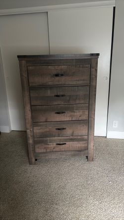 Wood Dresser