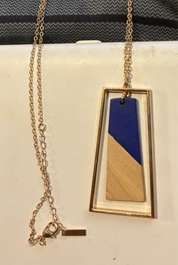 Geometric Wood and Resin Pendant Necklace