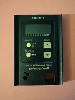 Seiko Digital Metronome Thin Black DM-20 Professional 440