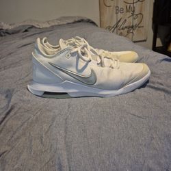 Nike Air Max Wild Card Women's Size 9 And 1/2