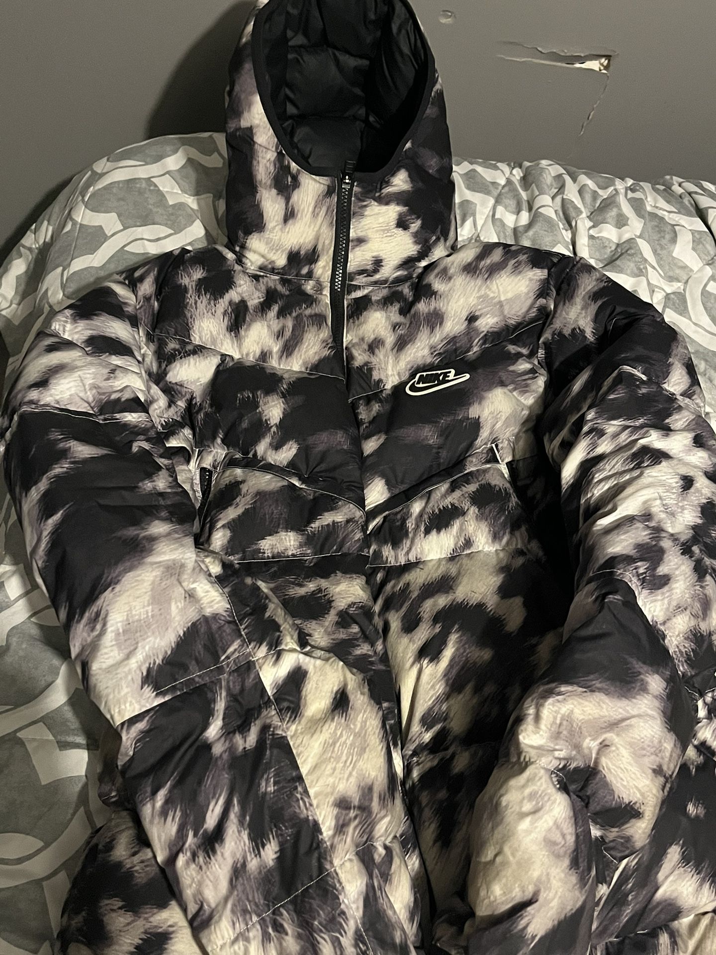 Nike Puffer Coat Sz M