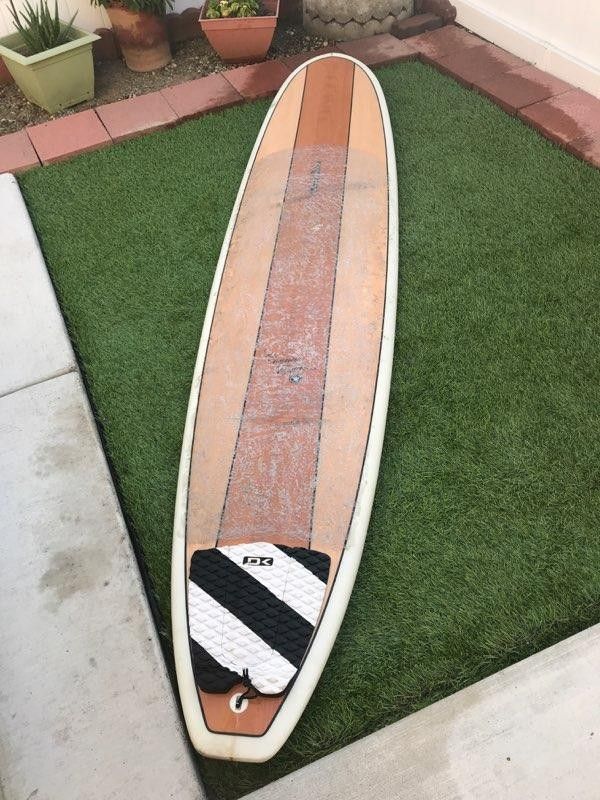 9’0 counter culture surfboard 3 fin dakine traction pad and dakine leash $280 obo