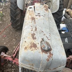 1940 Antique Ford Tractor