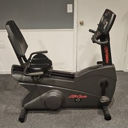 FREE Life Cycle R7i Recumbent Bike