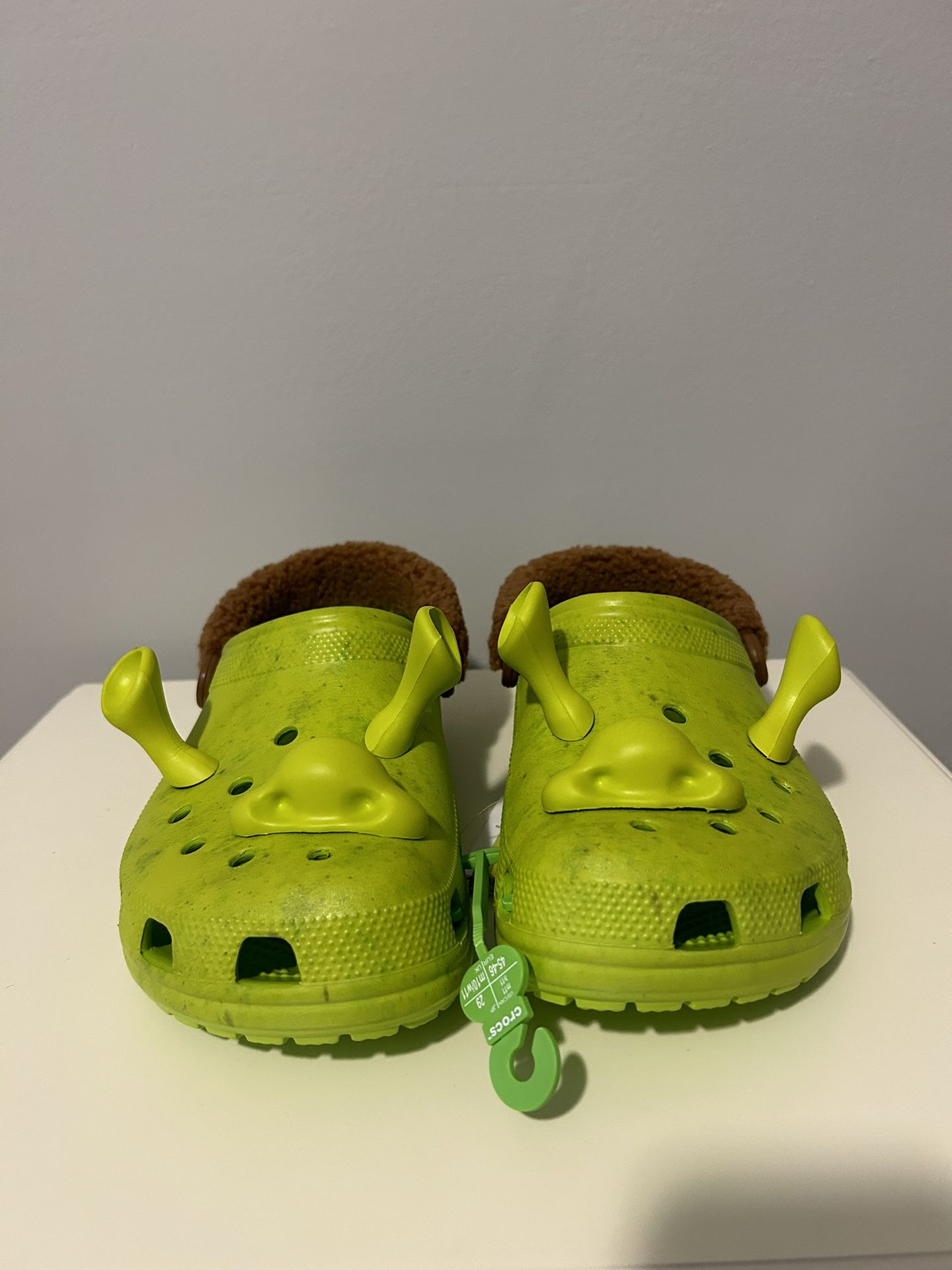Shrek Dreamworks Crocs Size 10 Mens