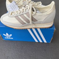 Adidas Off White Taupe
