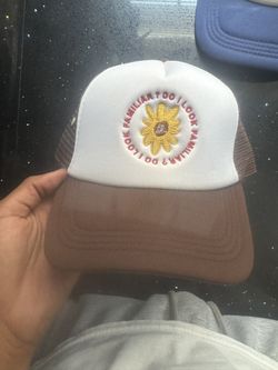 GOUT EXQUIS [DO I LOOK FAMILIAR] CAP