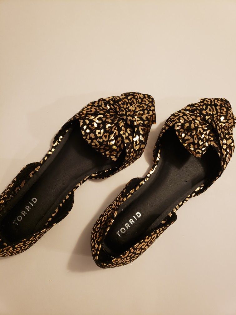 Torrid Metallic Gold D’Orsay Flats Leopard Print Pointed Toe 11WW