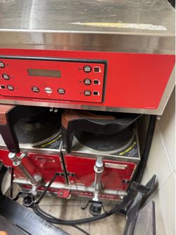 Coffee machine in great condition and works like new
