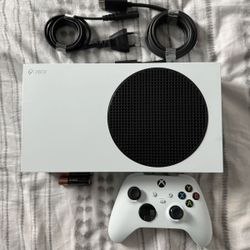 xbox series s (red controller not white)
