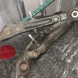 Acura integra
98 00 Oem lower controls