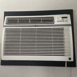 LG Wall Air condition 12000 BTU