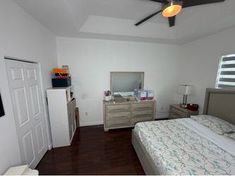 Mirror consola and nightstands